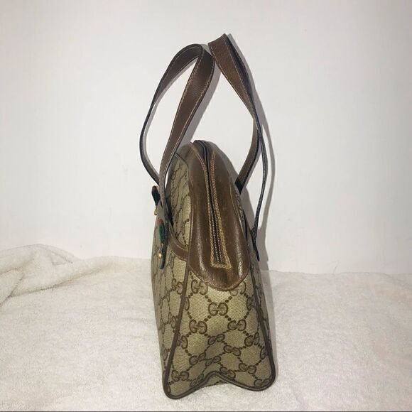 Super cute Gucci mini tote - Picture 6 of 14